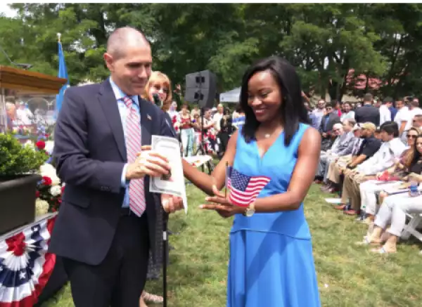 Excited Nigerian Lady Gets US Citizenship After 17 Years Of Waiting (Photos)